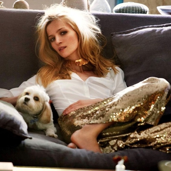 🌟Milly ⭐️BEST DRESSED HOST PICK🌟Gold Sequins 2. - Picture 4 of 16